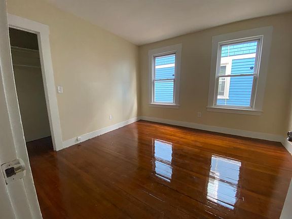3rd image of 101 Shepard Ave #1