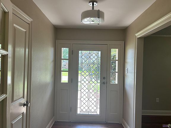 3rd image of 1323 Queen Cathy Dr