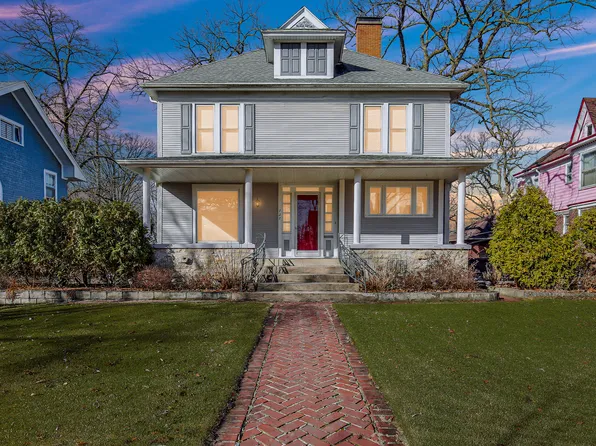 727 S Chicago Ave, Kankakee, IL 60901