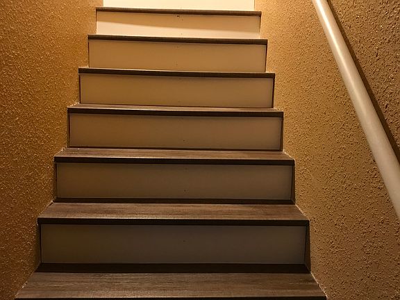 5th image of 8116 Stagwood Hl