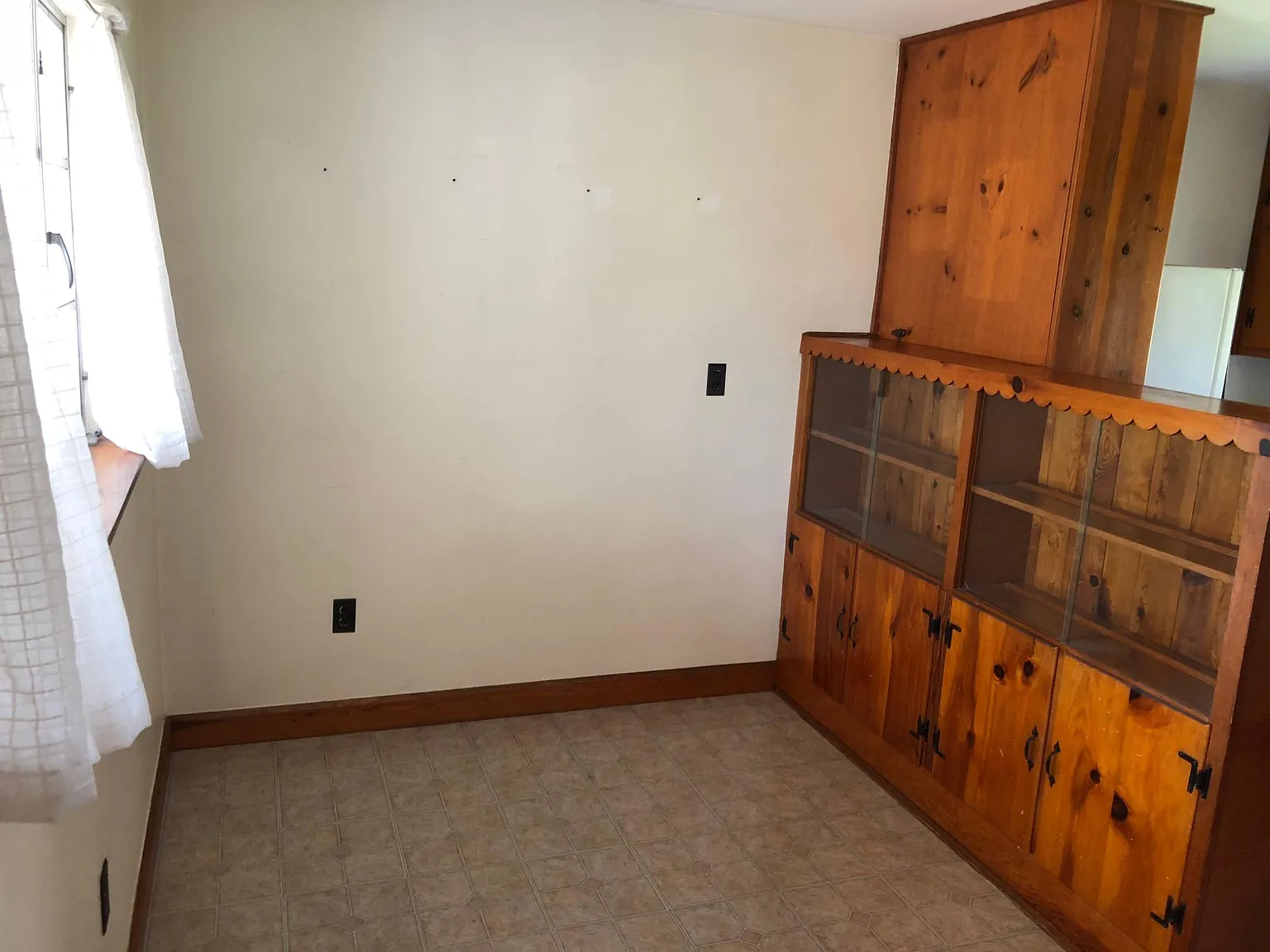 414 Dogwood Dr — Photo 4