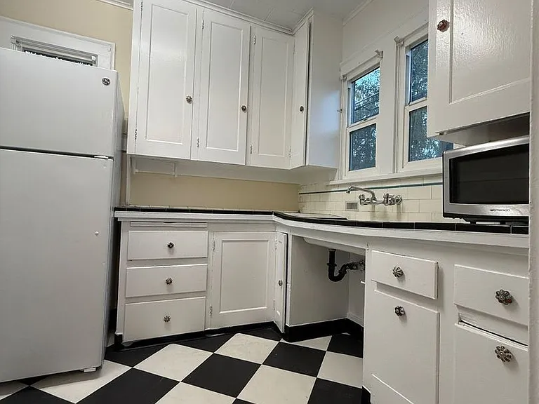329-333 SE 20th Ave #-12 — Photo 7