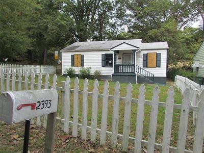 2393 Baker Rd NW, Atlanta, GA, 30318