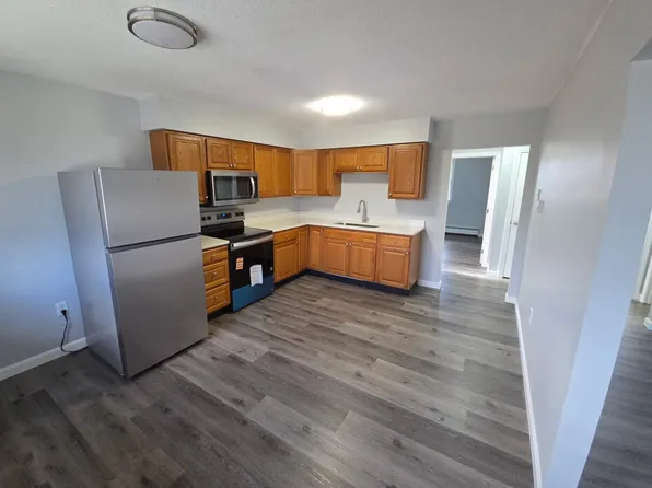 28 Lufkin Rd #3, Weare, NH 03281