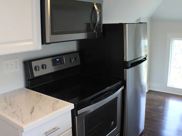 3339 Charlotte St #3 — Photo 13