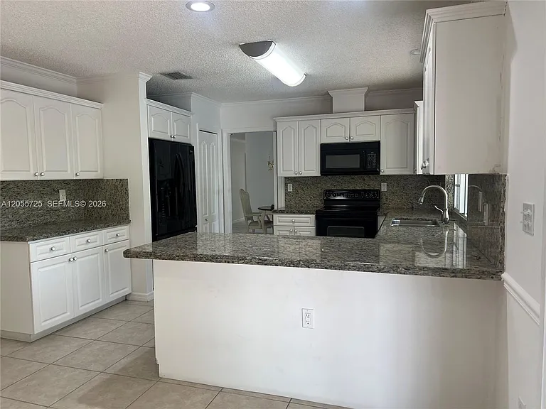 14131 SW 146th Ter — Photo 8
