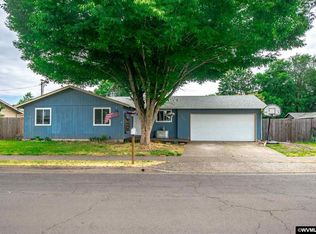 1955 Debra Dr, Springfield, OR 97477