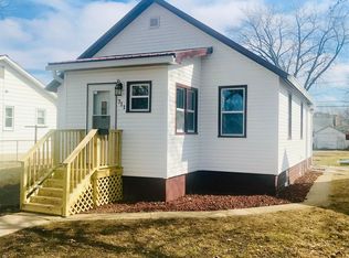 711 Grace Ave, Rock Falls, IL 61071