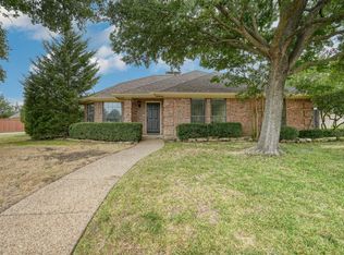 5105 Peach Tree Ln, Sachse, TX 75048