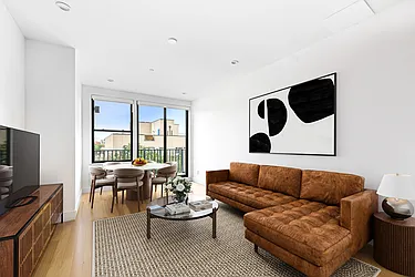 27 Kossuth Place, #4C