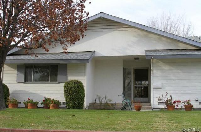 1st image of 657 E Walnut Ave
