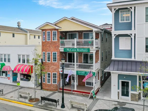 4111 Landis Ave APT B, Sea Isle City, NJ 08243