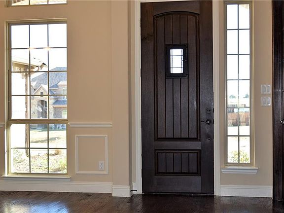 5th image of 1741 Billingsley Dr