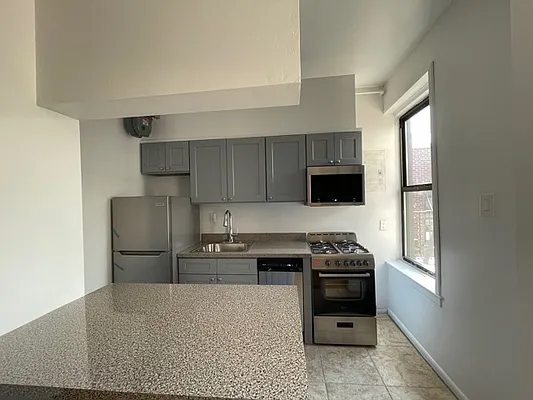 Rented by Cohen Smith Chang LLC | media 10