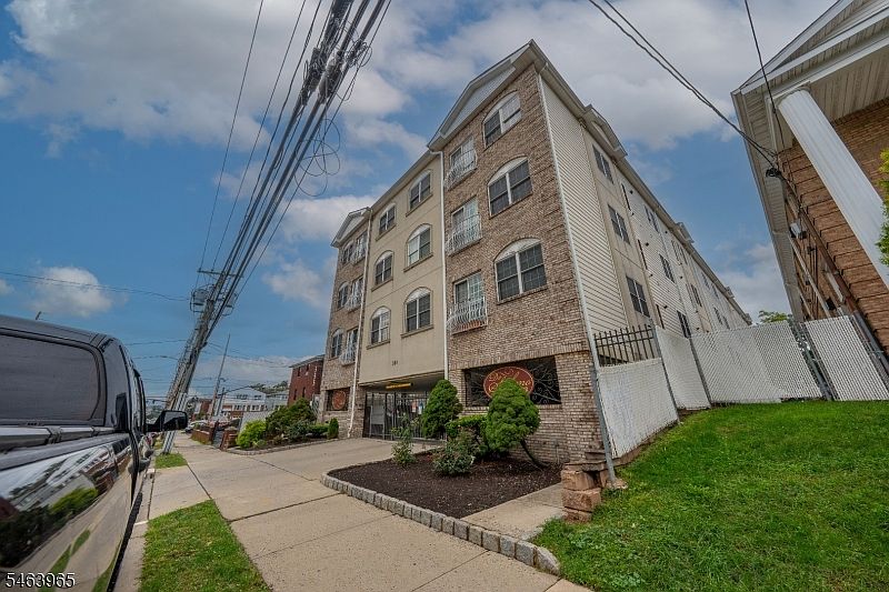 1st image of 351 S Broad St #407