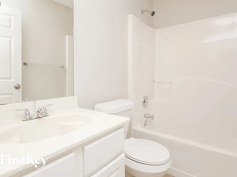 510 Sunnyside Dr — Photo 13