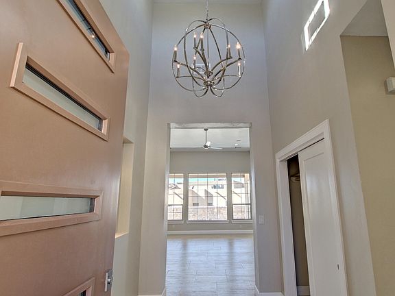 3rd image of 4146 Calle Belleza