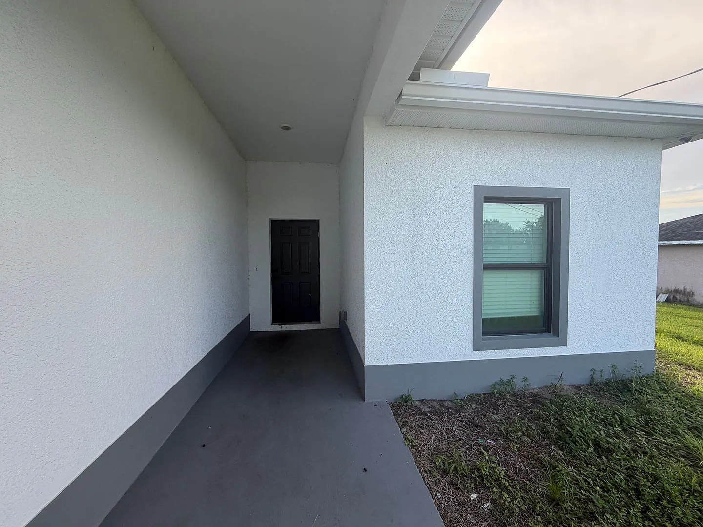 3 bed, 2.0 bath, 1182 sqft, $1,595 — Photo 2