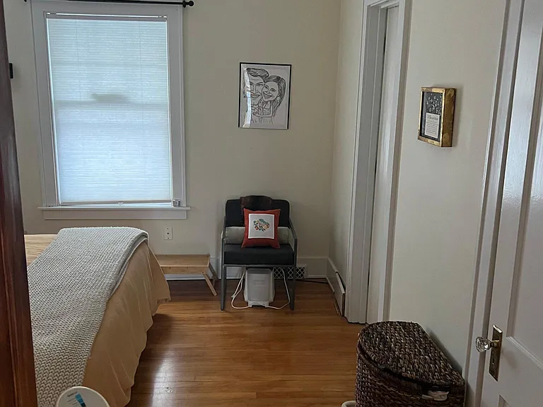213 Carlton Ave SE — Photo 12