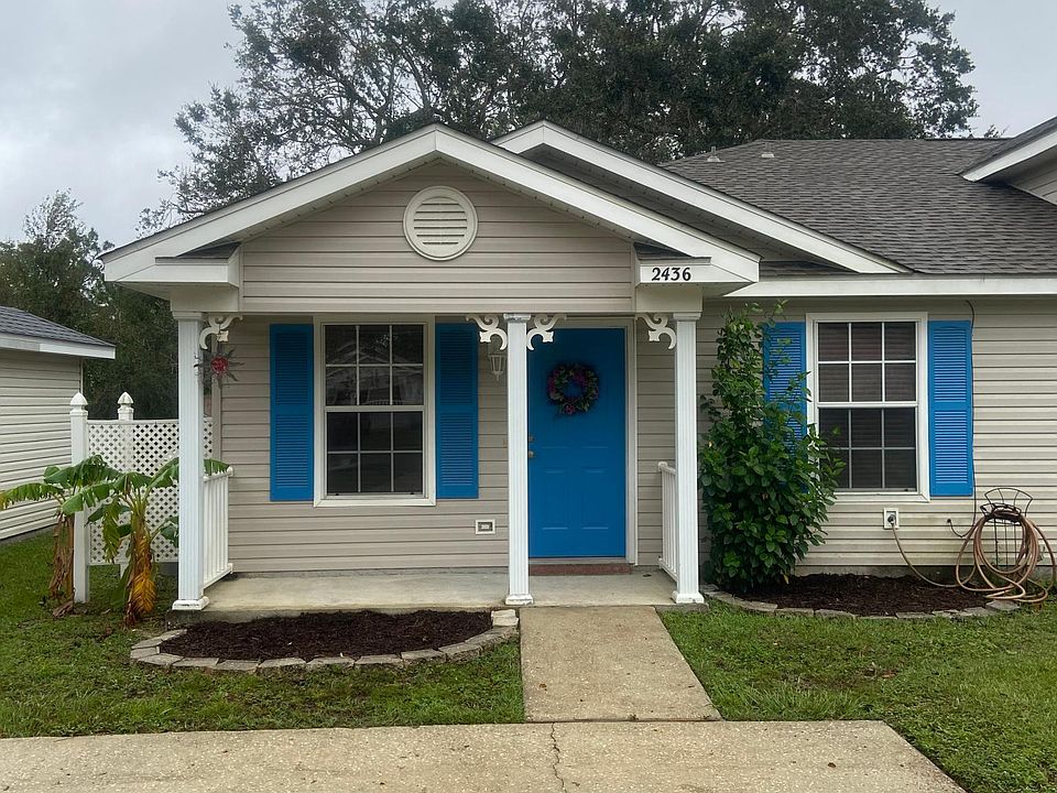 1st image of 2436 Trailwood Dr