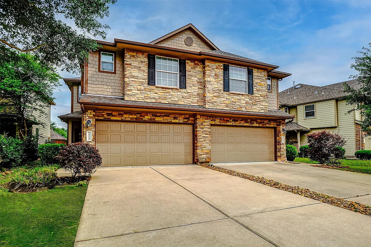Building Photo - 24522 Folkstone Cir