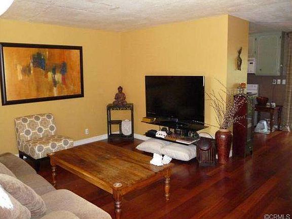 3rd image of 382 Coronado Ave APT 203