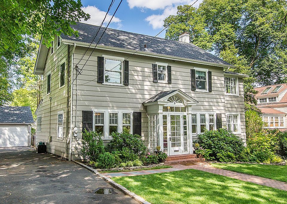 2nd image of 5 Claremont Ave