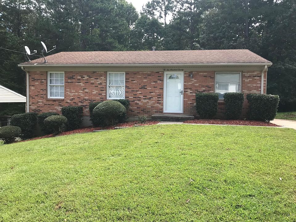 1st image of 220 Skylark Dr