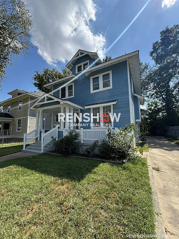 1571 E McLemore Ave — Photo 3
