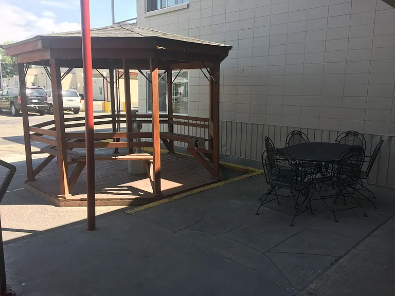 Fully furnished monthly apartments in downtown Idaho Falls! — Photo 16