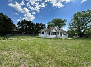 286 Cartpath Rd, North Wilkesboro, NC 28659