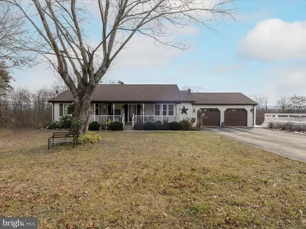 333 Chevy Ln, Berkeley Springs, WV 25411