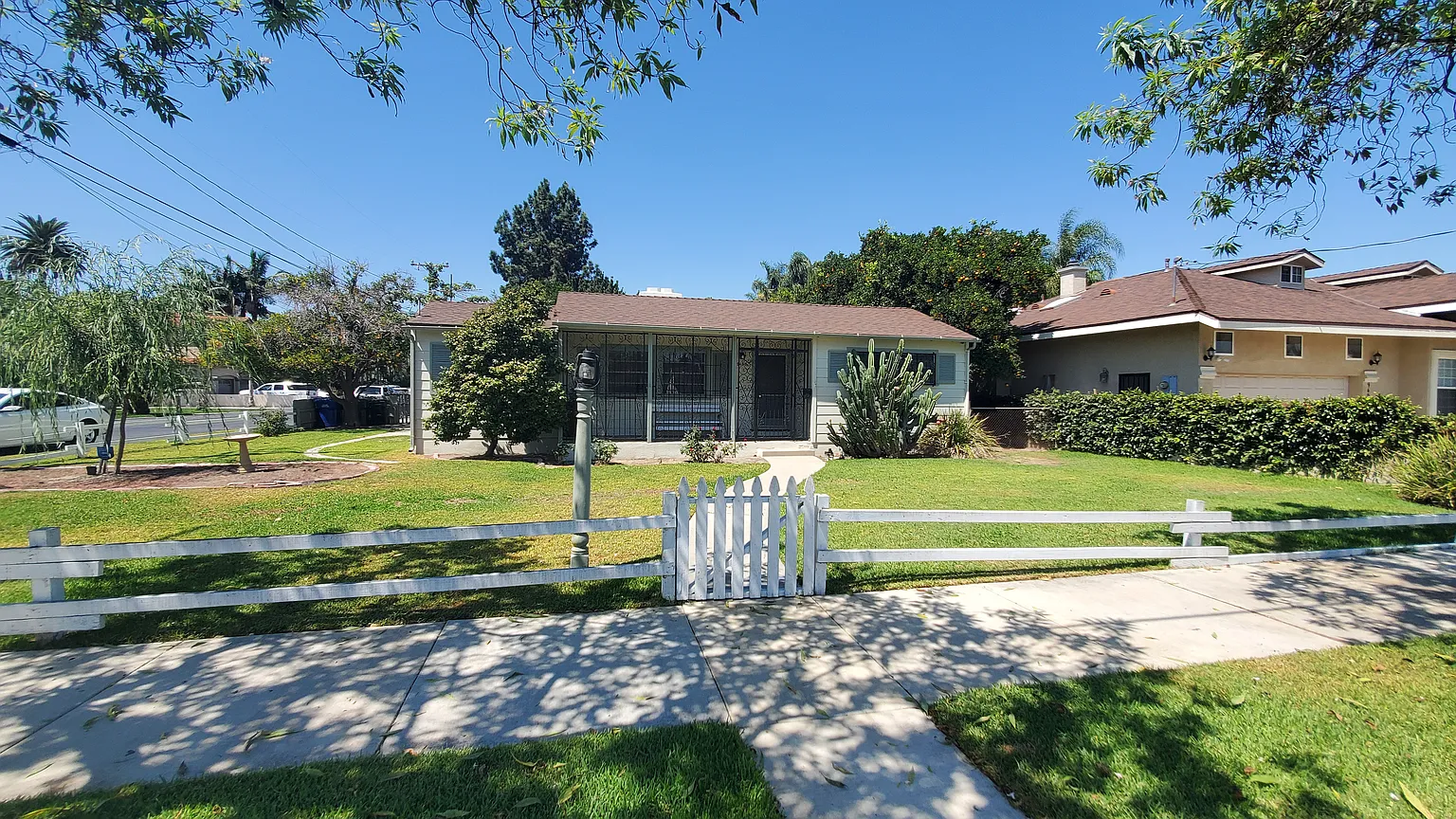 9409 Downey Ave photo 1