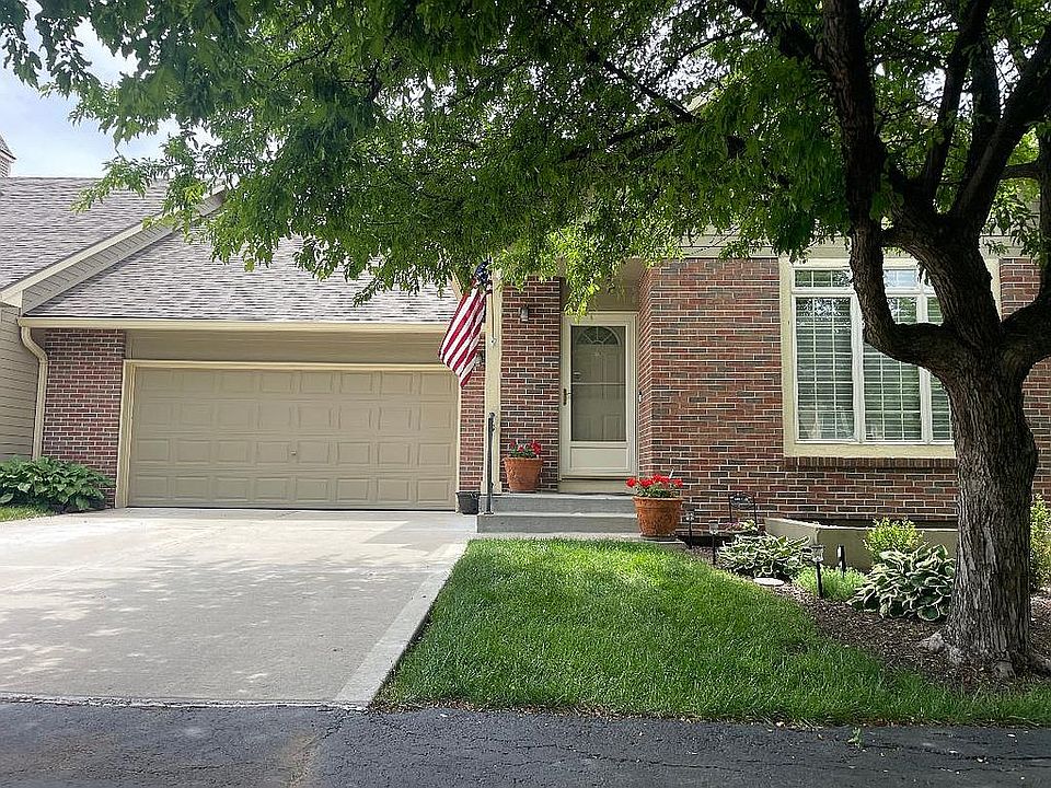 1st image of 15756 S Sunset Dr Unit 703