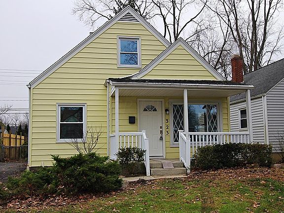 2nd image of 323 E Lincoln Ave
