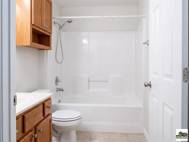 306 Sumac Trl — Photo 11