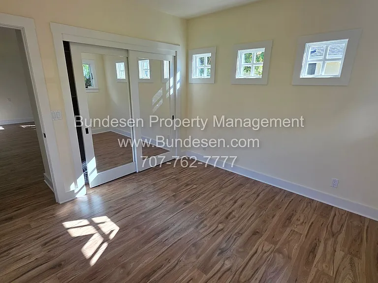 342 Church St — Photo 8