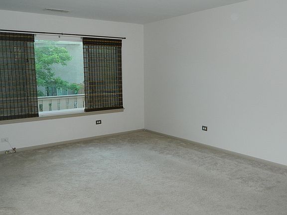 2nd image of 632 N Deer Run Dr #632