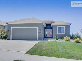 1226 Kettering Ln, Raymore, MO 64083