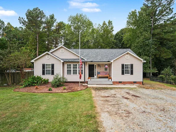 6124 Willow Crest Ln, Willow Spring, NC 27592