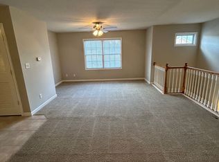 Ravina Apartments, Chatham, IL 62629