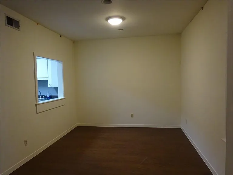 3200 Duval St #204 — Photo 6