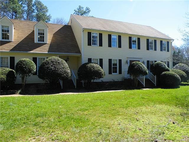 1st image of 2401 Hillanne Dr