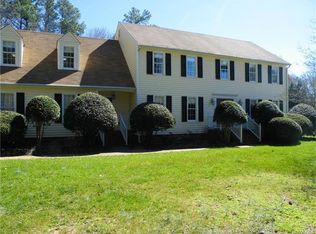 2401 Hillanne Dr, Midlothian, VA 23113