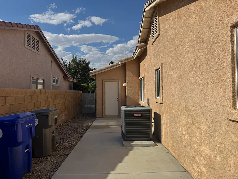 79405 Avenida Las Palmas — Photo 19