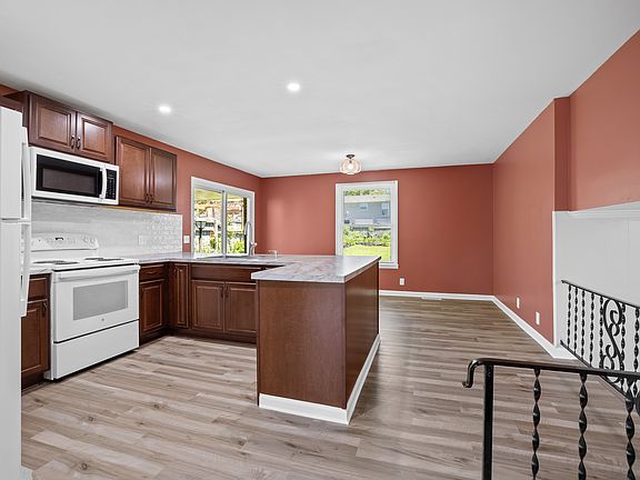 5th image of 2620 Willowbranch Dr #A
