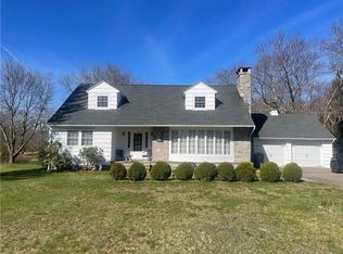 1925 Litchfield Rd, Watertown, CT 06795