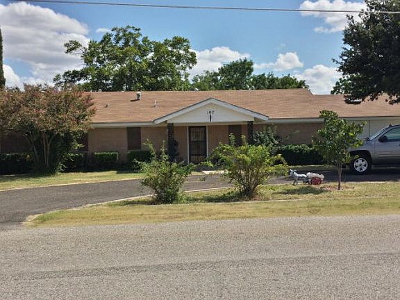 2nd image of 107 Bluegrass Dr