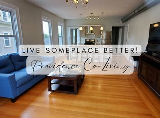 76 Camp St #3R, Providence, RI 02906