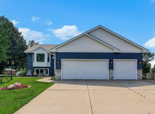 16953 Simpkins Cir SW, Prior Lake, MN 55372